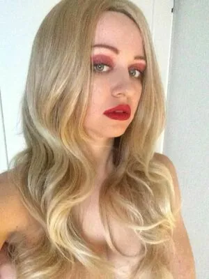  nude photo #0005
