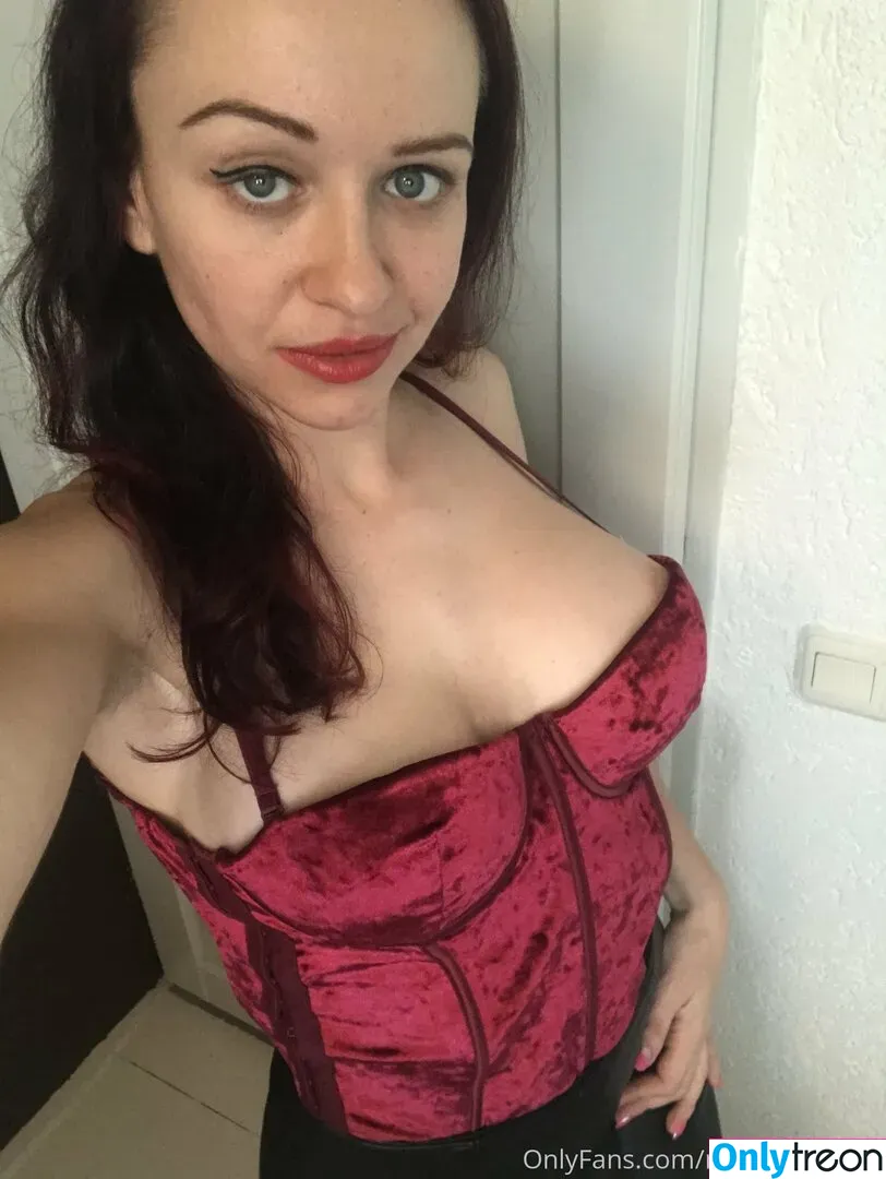 mistresslfatale nude photo #0092 (mistresslfatale)