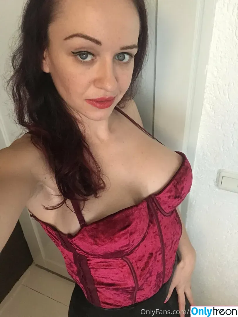 mistresslfatale nude photo #0093 (mistresslfatale)