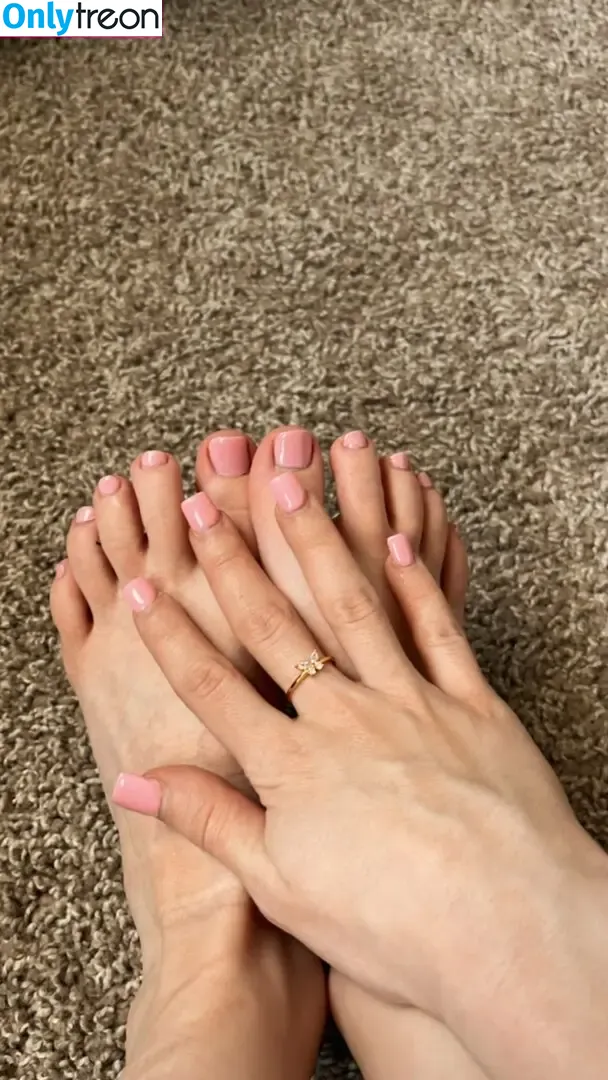 mistressmadiiii nude photo #0053 (sassymadiiii)