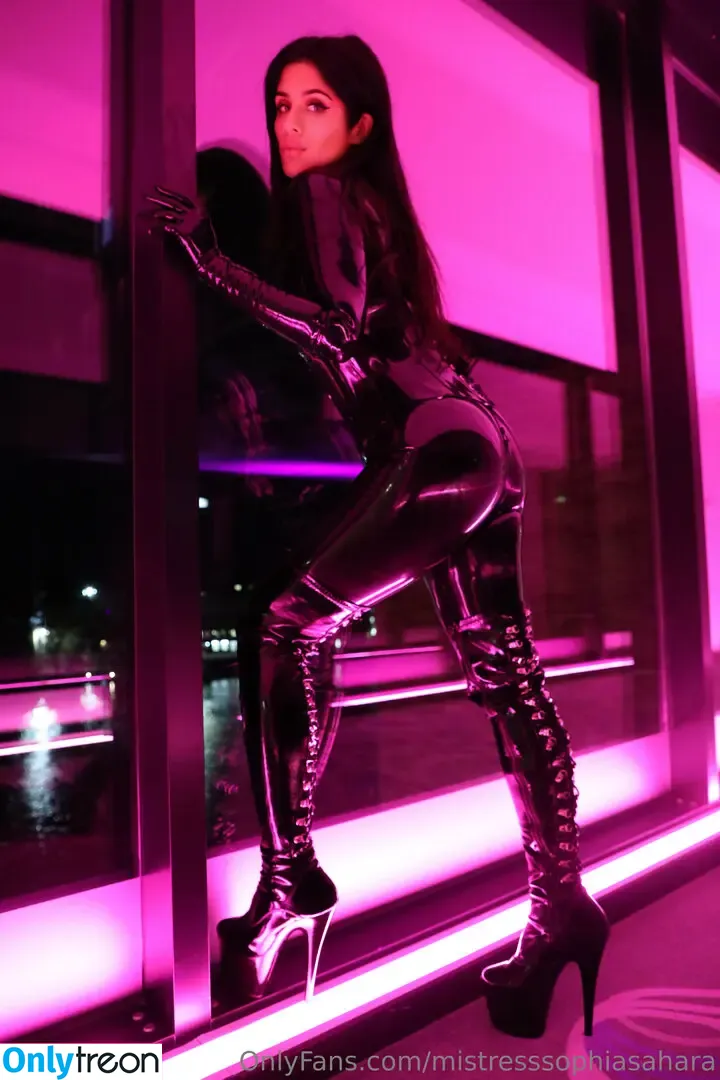 mistresssophiasahara nude photo #0384 (sophiasaharabackup)
