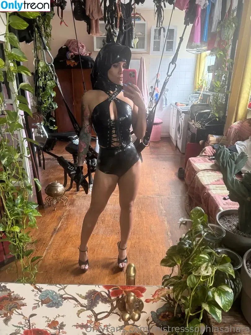 mistresssophiasahara nude photo #0395 (sophiasaharabackup)