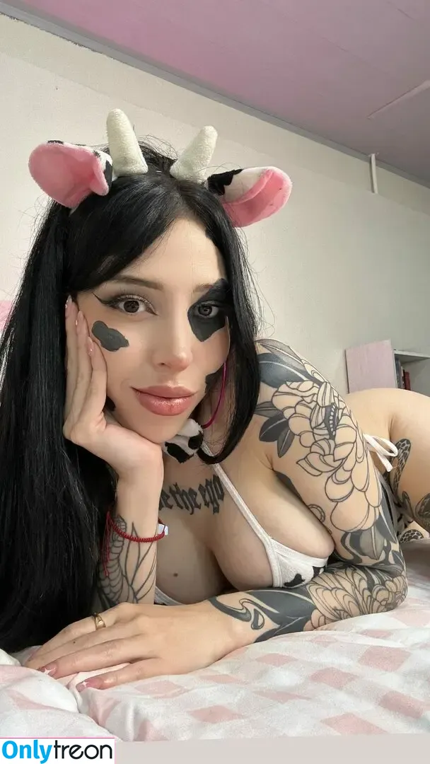 Mistychain nude photo #0053 (Mistychains)