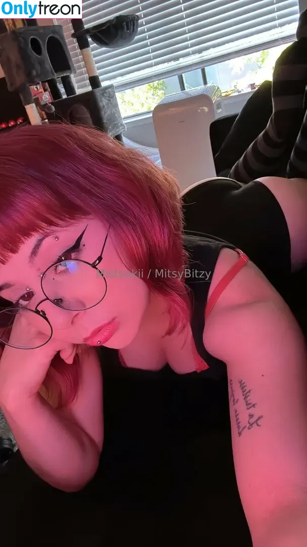 mitsybitzy nude photo #0036 (mitsy.bitzy)