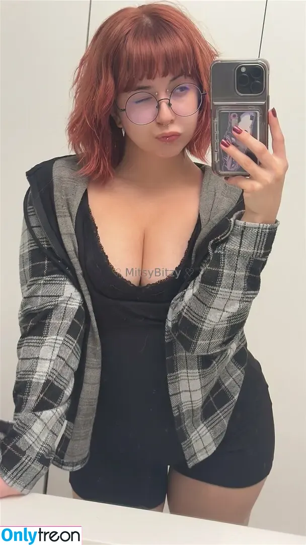 mitsybitzy nude photo #0121 (mitsy.bitzy)