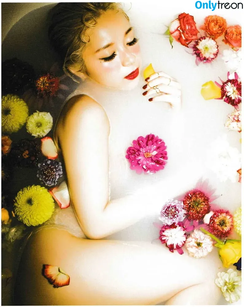 Mizuhashi Mai nude photo #0008 (Mizuhashi Mai)