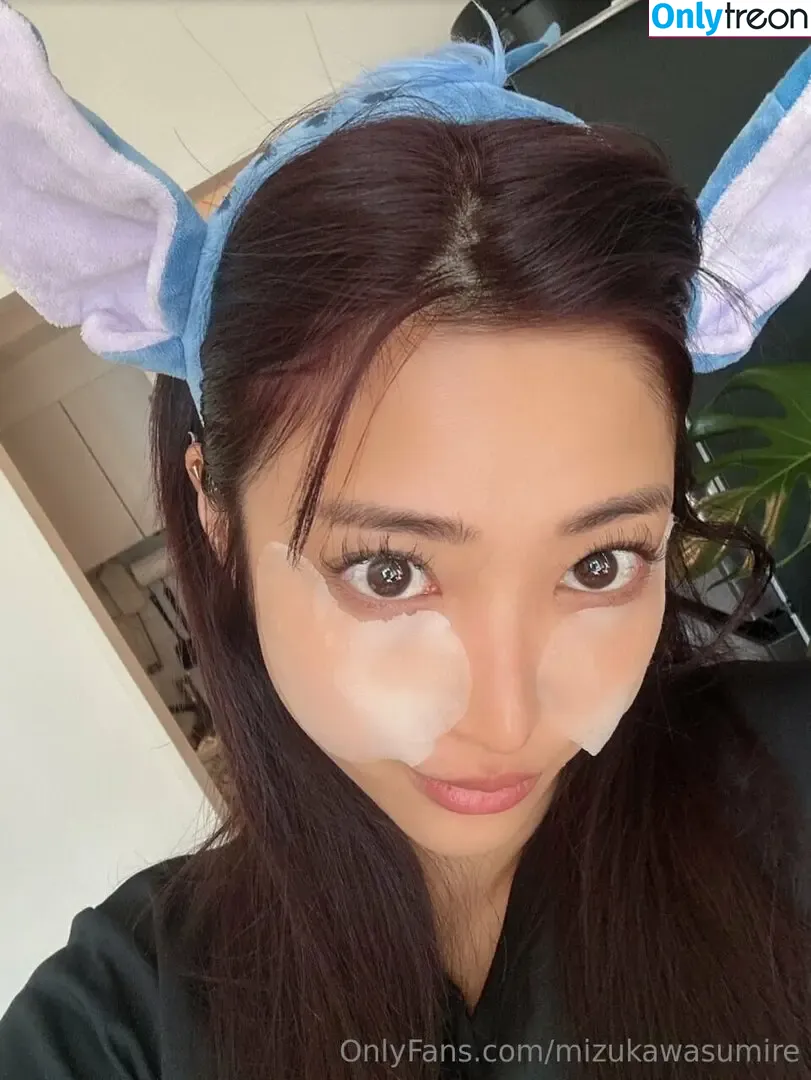 Mizukawasumire nude photo #0230 (Miri Mizuki / mizukawasumireworld)