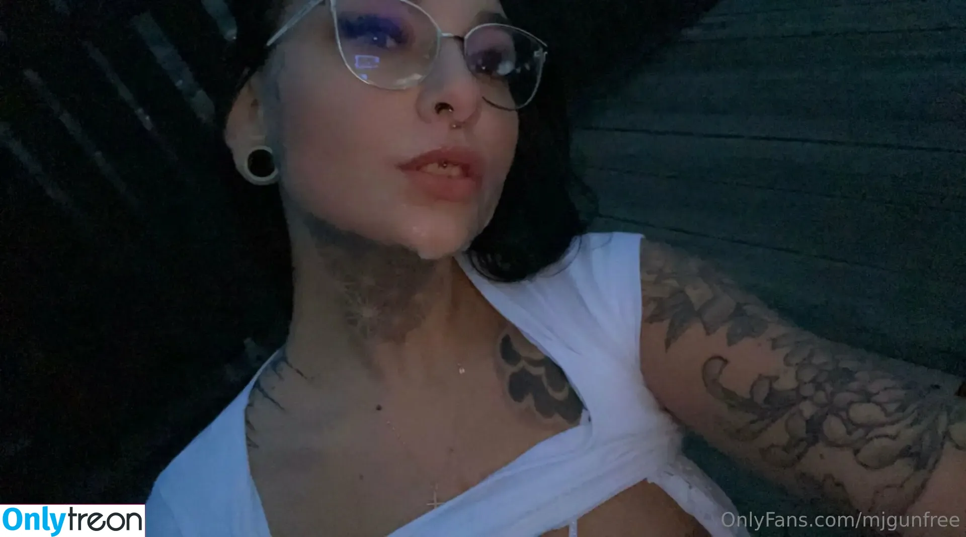 mjgunfree nude photo #0043 (mjgunfree)