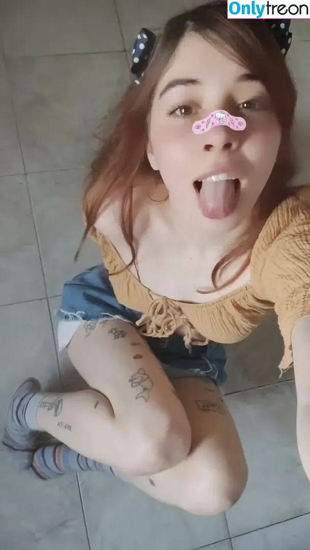 mminnaw nude photo #0001 (mminnaw)