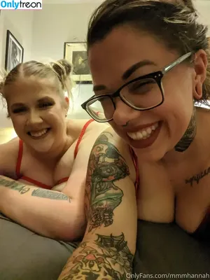 mmmhannah / hannah.muehi nude photo #0012