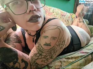 mmmhannah / hannah.muehi nude photo #0015