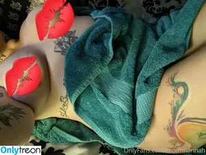 mmmhannah / hannah.muehi nude photo #0027
