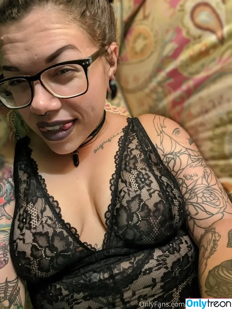 mmmhannah nude photo #0016 (hannah.muehi)