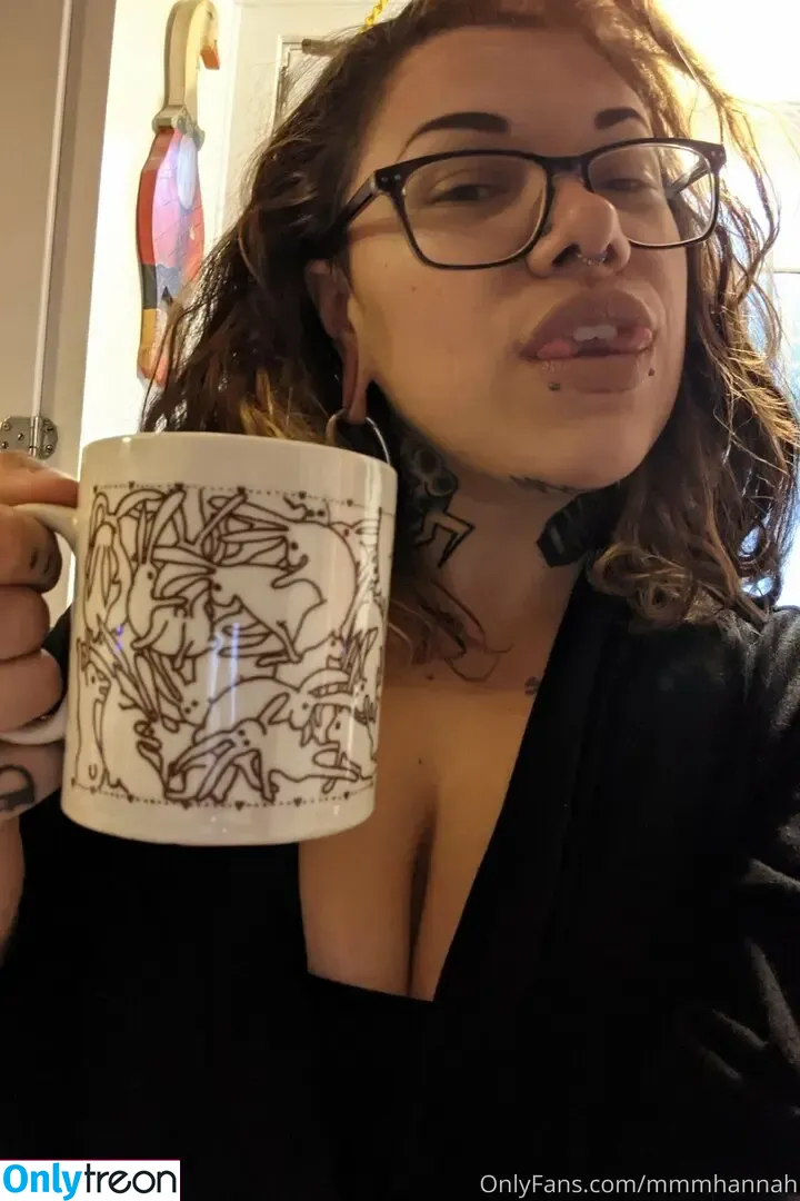 mmmhannah nude photo #0043 (hannah.muehi)