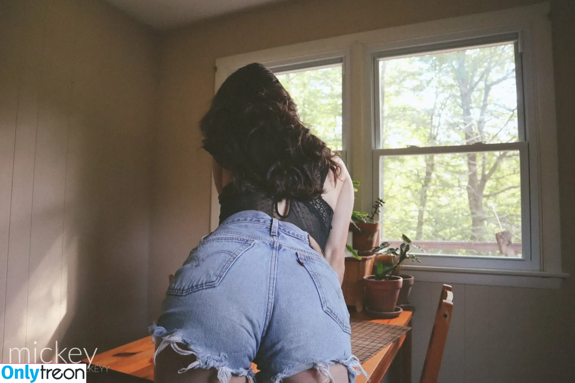 Mmmickey nude photo #0010 (mickeymouse / mmmickeyy)