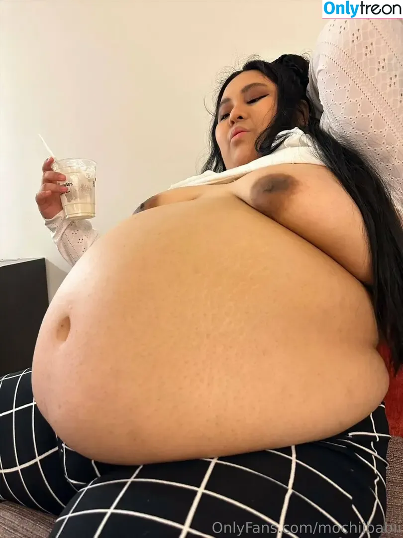 mochiibabii nude photo #0431 (mochii_babii)