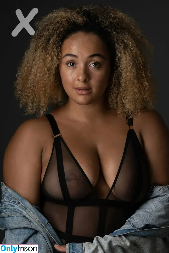 modernbritishrose nude photo #0253 (Louisa Mussington-Boreham / bigbootybritish / loumb)