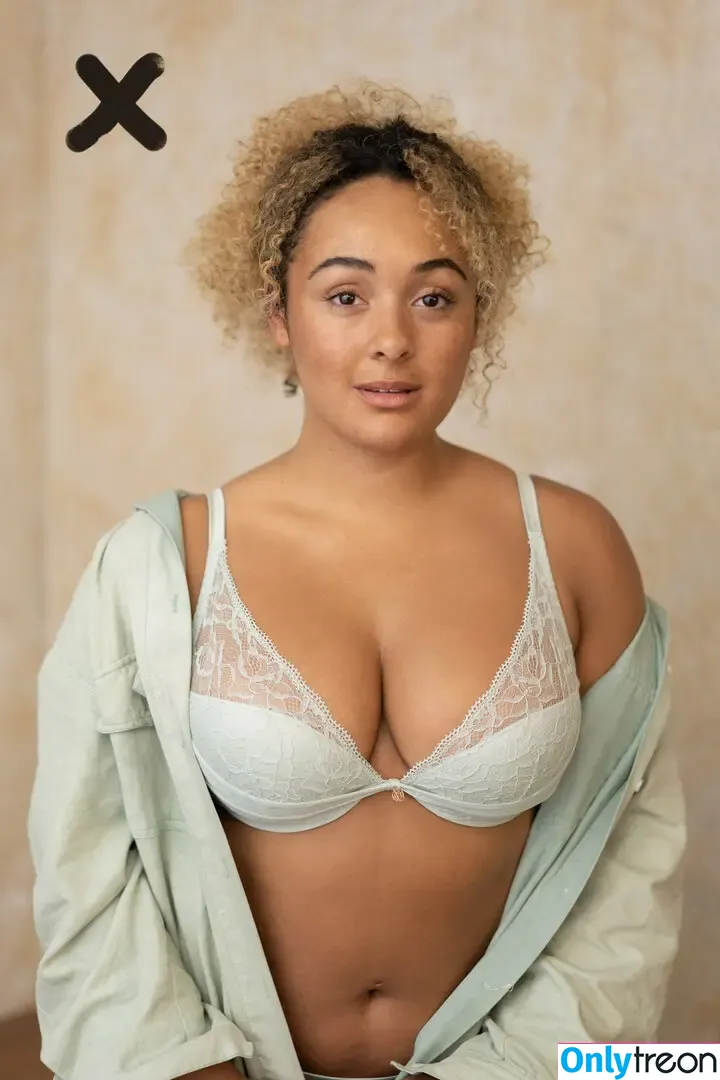 modernbritishrose nude photo #0266 (Louisa Mussington-Boreham / bigbootybritish / loumb)