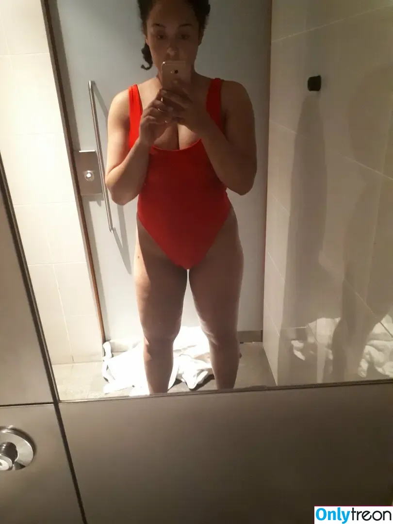 modernbritishrose nude photo #0302 (Louisa Mussington-Boreham / bigbootybritish / loumb)