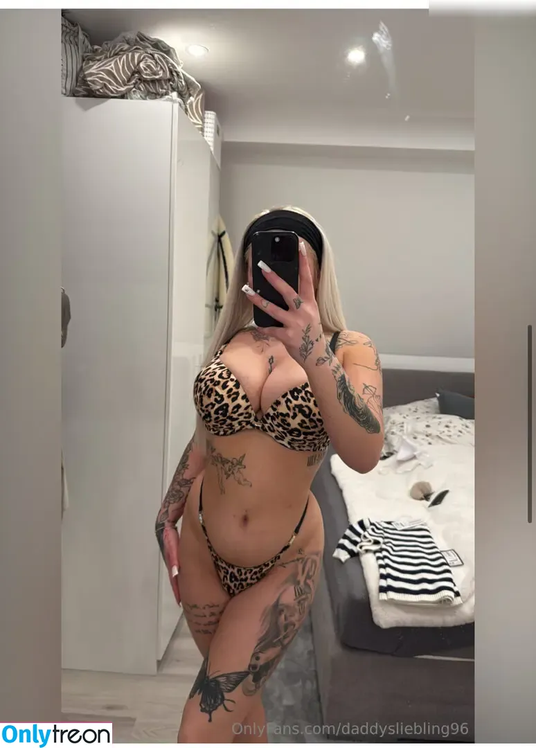 Moesha- Nadine nude photo #0078 (daddysliebling69 / moesha_nadine)