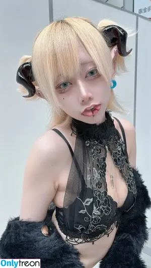 Mokumoku_Free 烟 / PleaseCallMeKemuri / mokumoku_free / 人体改造日記(仮 (烟 nude photo #0122