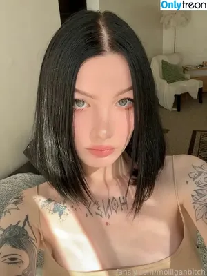molliganbitch / Julia Molligan nude photo #0018