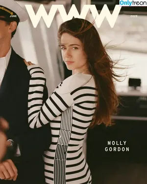 Molly Gordon / mollsterg nude photo #0177