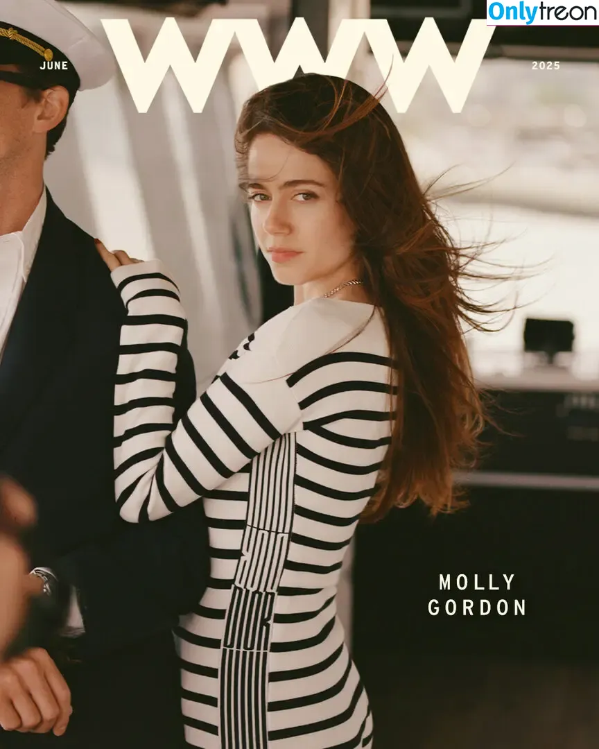 Molly Gordon nude photo #0177 (mollsterg)