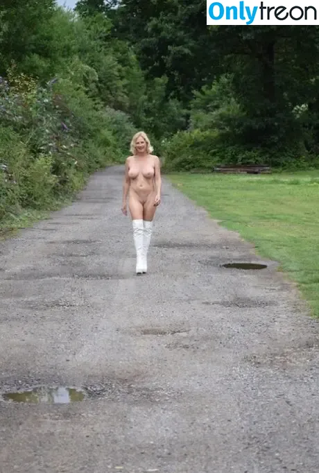 Molly Maracas nude photo #0195 (Molly Milf / molly_milf / mollymilf / mollymilf41)