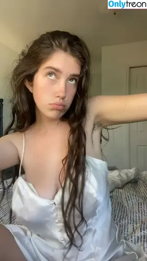Molly Rose / Mollyroseee8 / asianshawtyoxo / mollyrose nude photo #0009