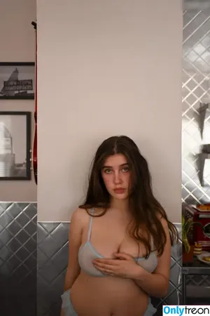 Molly Rose / Mollyroseee8 / asianshawtyoxo / mollyrose nude photo #0045