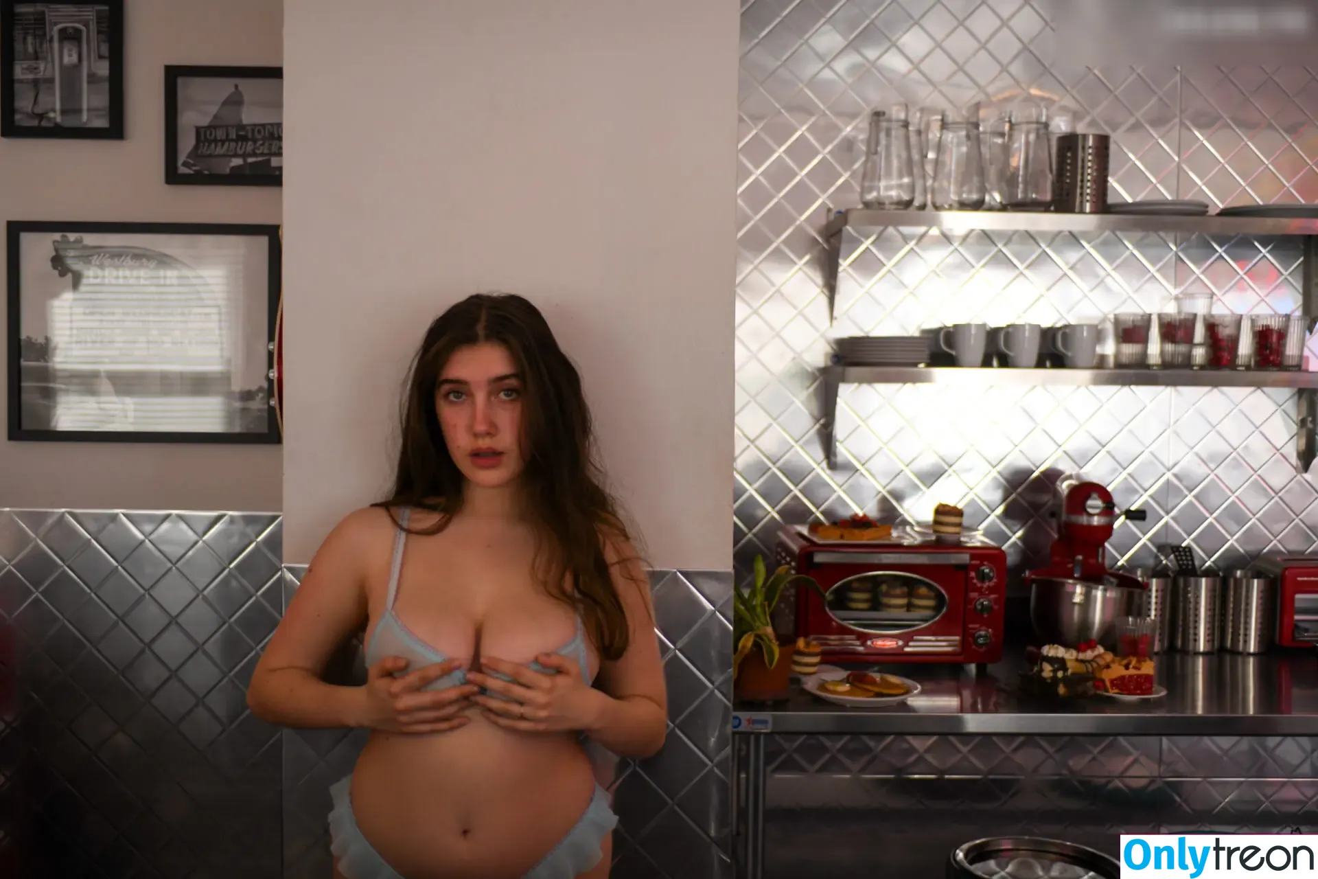 Molly Rose nude photo #0035 (Mollyroseee8 / asianshawtyoxo / mollyrose)