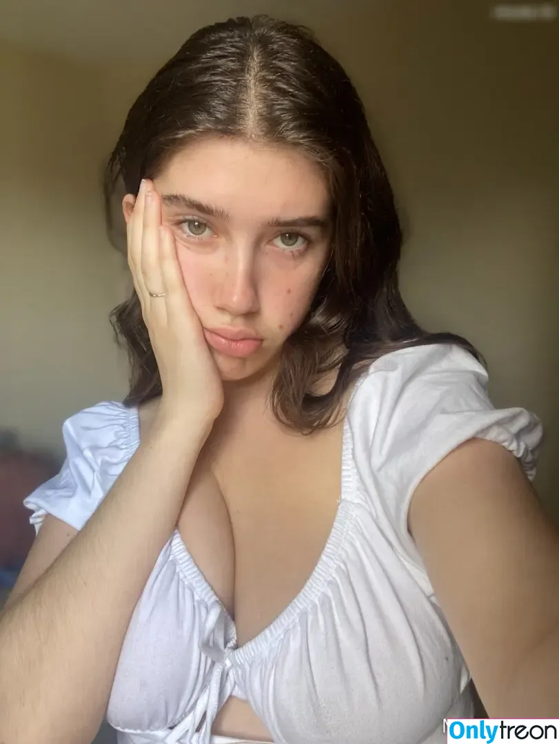 Molly Rose nude photo #0062 (Mollyroseee8 / asianshawtyoxo / mollyrose)