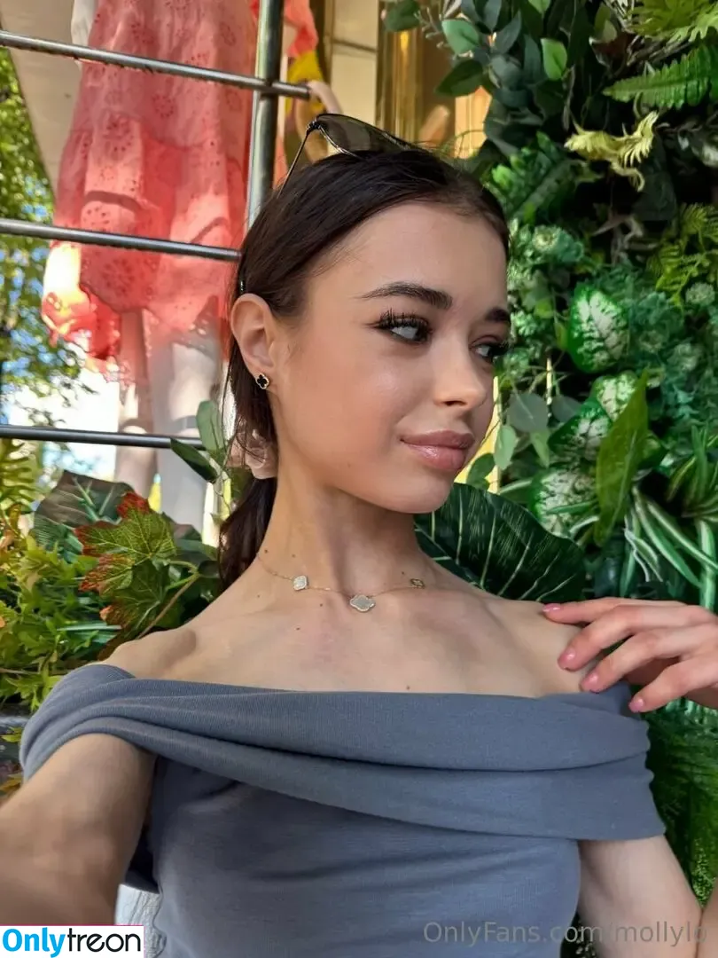 mollylo nude photo #0250 (mollylo93)