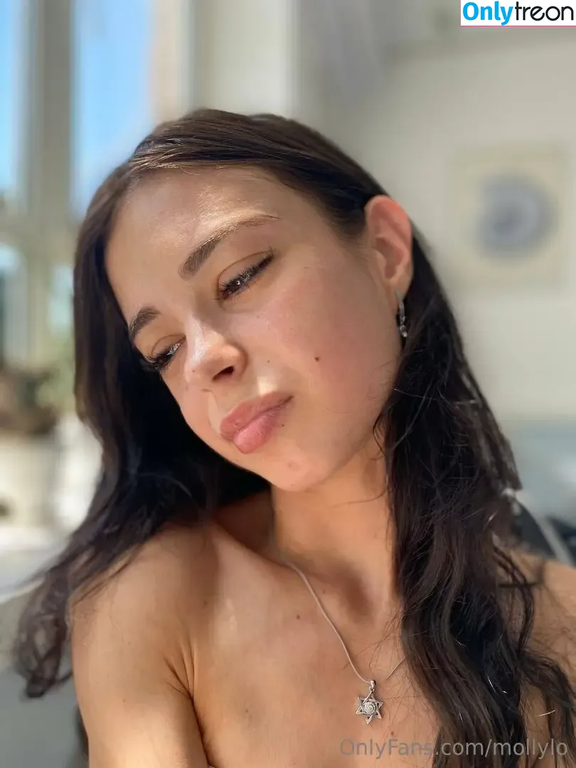 mollylo nude photo #0265 (mollylo93)