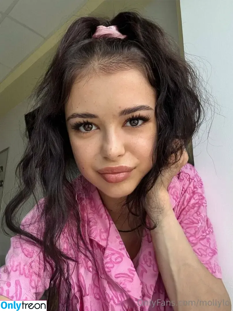mollylo nude photo #0276 (mollylo93)
