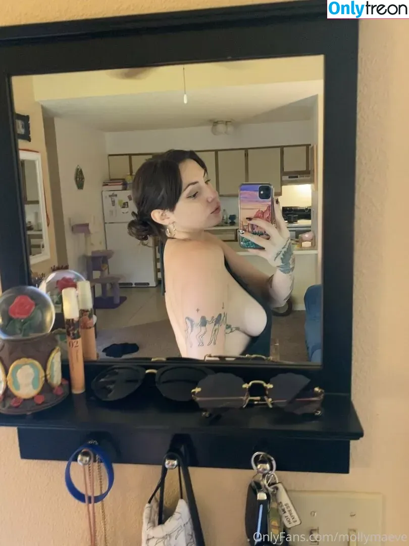 mollymaeve nude photo #0029 (mollymaeve_ / smtten_kitten)