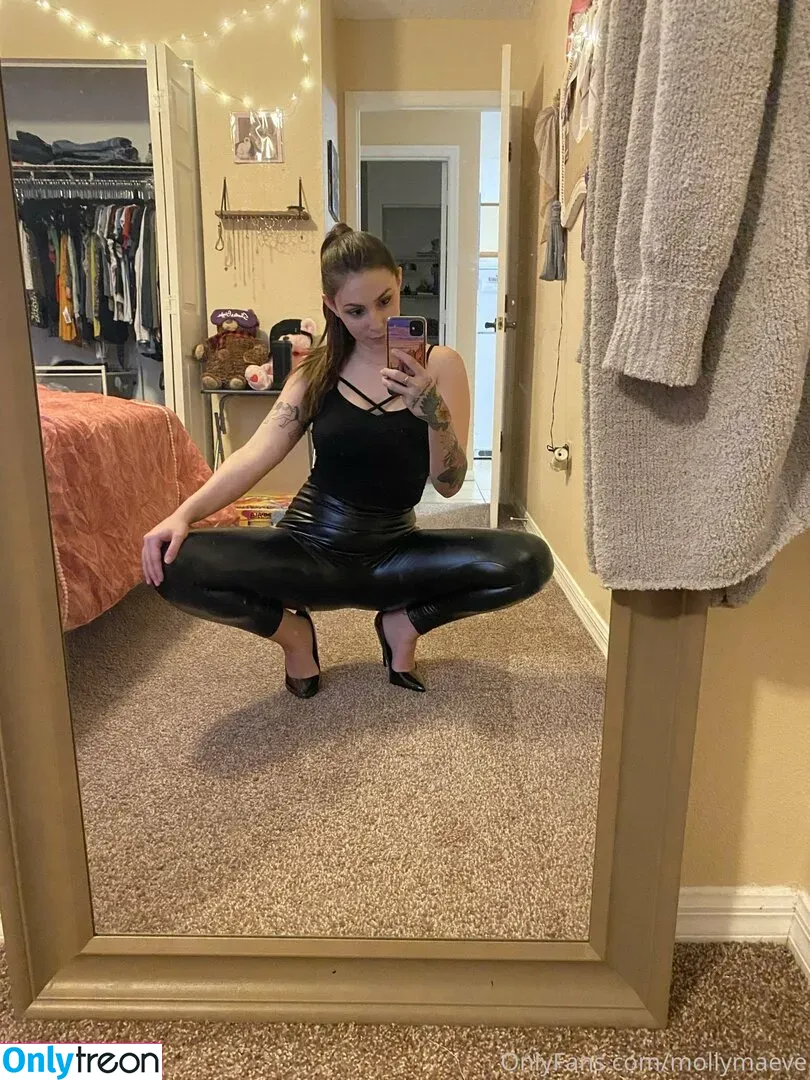 mollymaeve nude photo #0033 (mollymaeve_ / smtten_kitten)