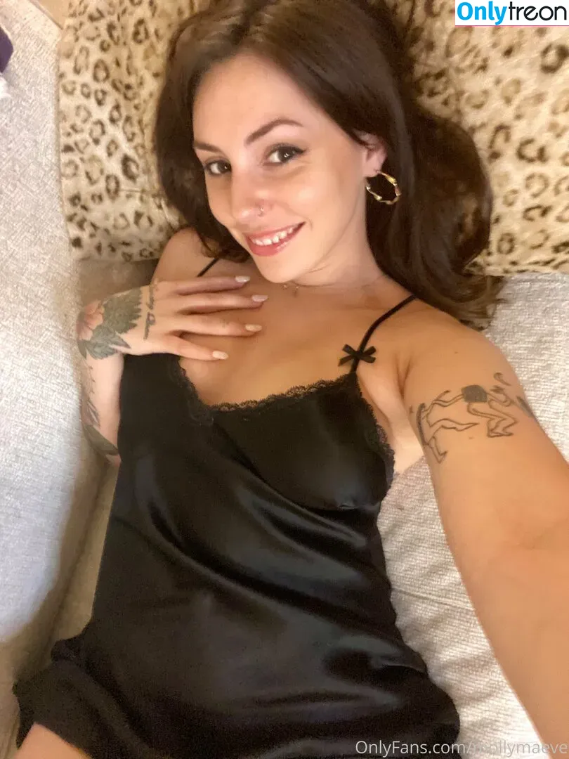 mollymaeve nude photo #0266 (mollymaeve_ / smtten_kitten)