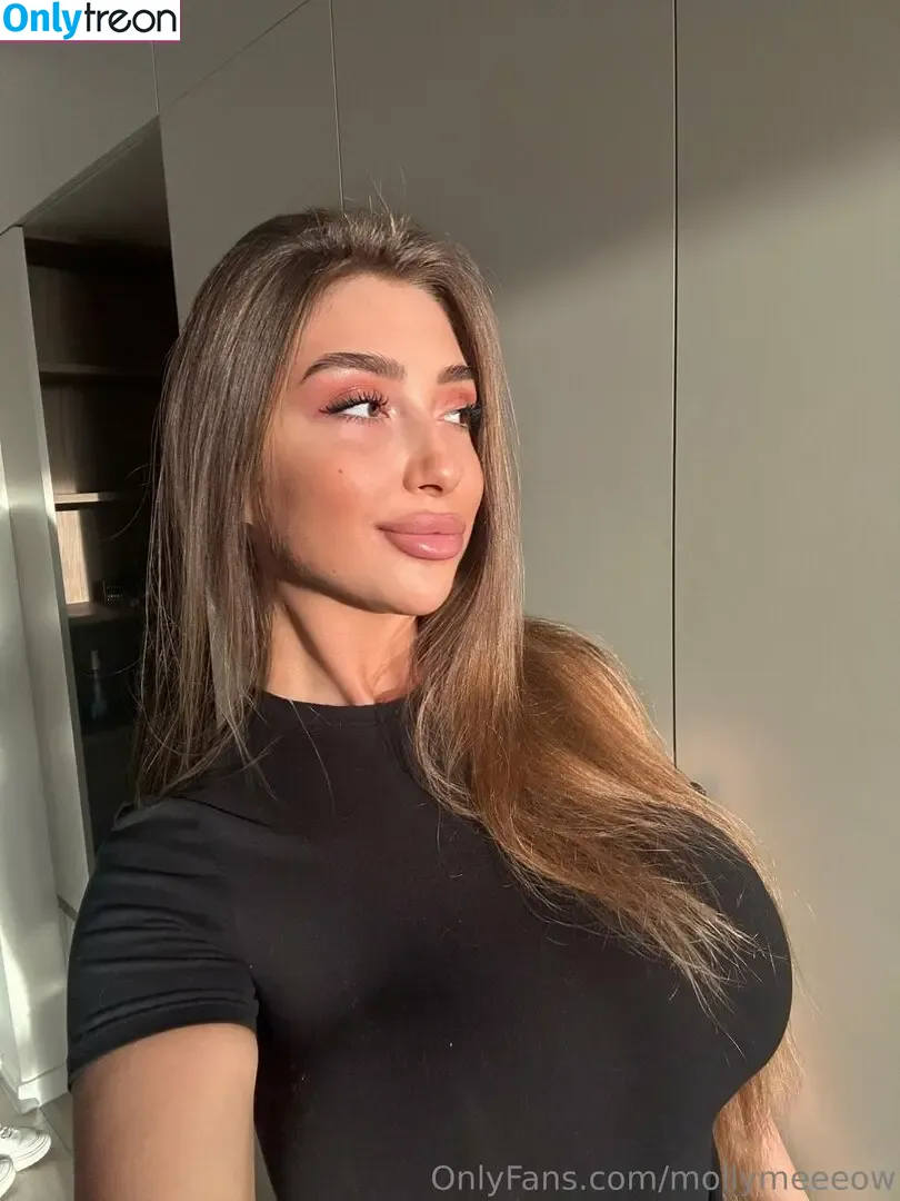 mollymeeeow nude photo #0057 (meowsay / mmollyy_meeow)