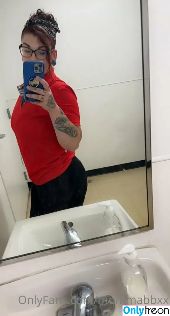 mommabbxx nude photo #0003 (mommaboxx_)