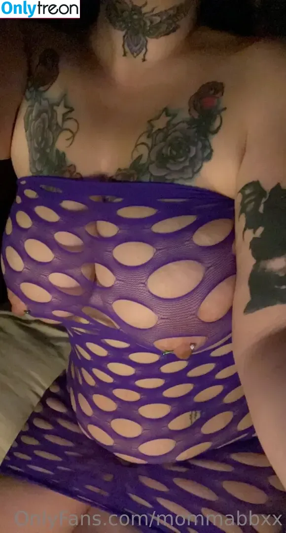 mommabbxx nude photo #0004 (mommaboxx_)