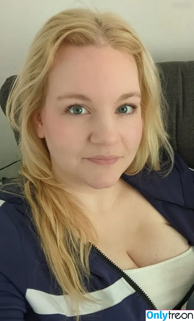 Mommy_J nude photo #0020 (Mommy_J)