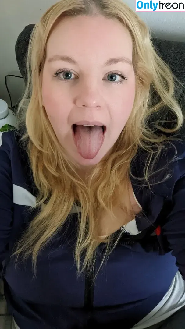 Mommy_J nude photo #0022 (Mommy_J)