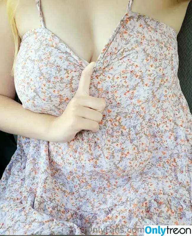 Mommy Milkers nude photo #0022 (mommymilkersofficial / nessajade)