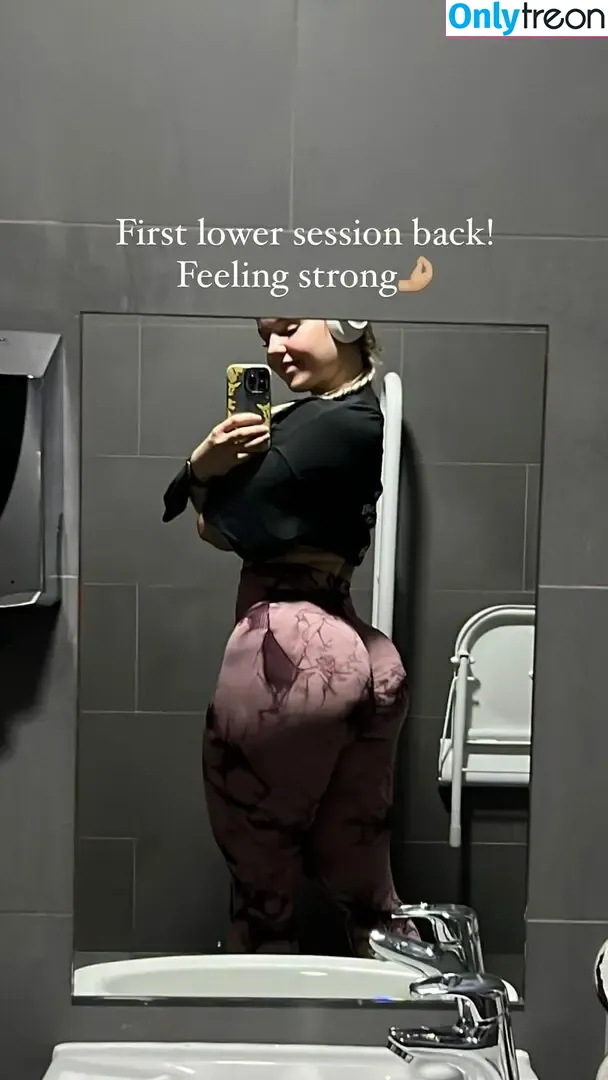 MommyMewtwo nude photo #0019 (Avalynn Rose / _mommymewtwo / avalynnrose)