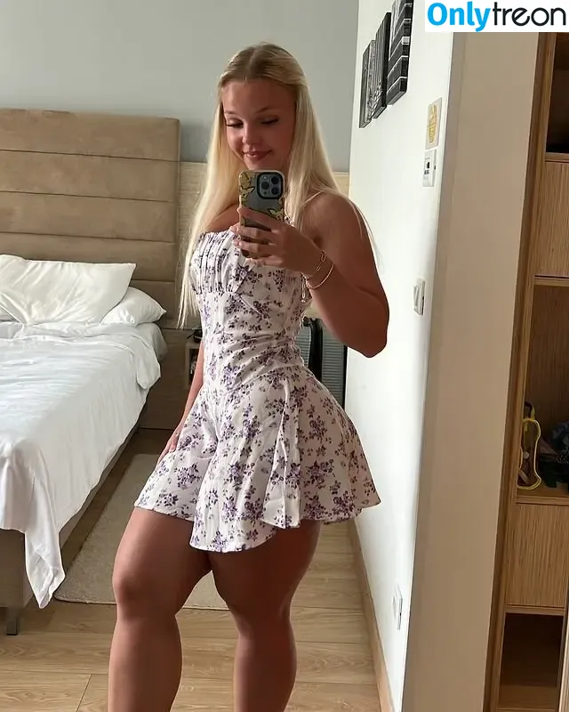 MommyMewtwo nude photo #0039 (Avalynn Rose / _mommymewtwo / avalynnrose)