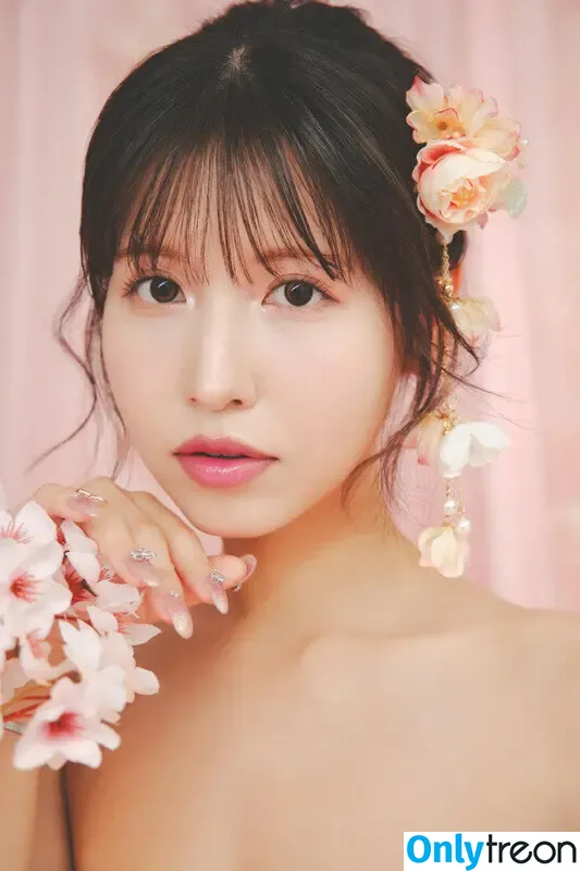 Momo Sakura nude photo #0087 (sakumomo1203 / sakuramomo_official / 桜空もも)