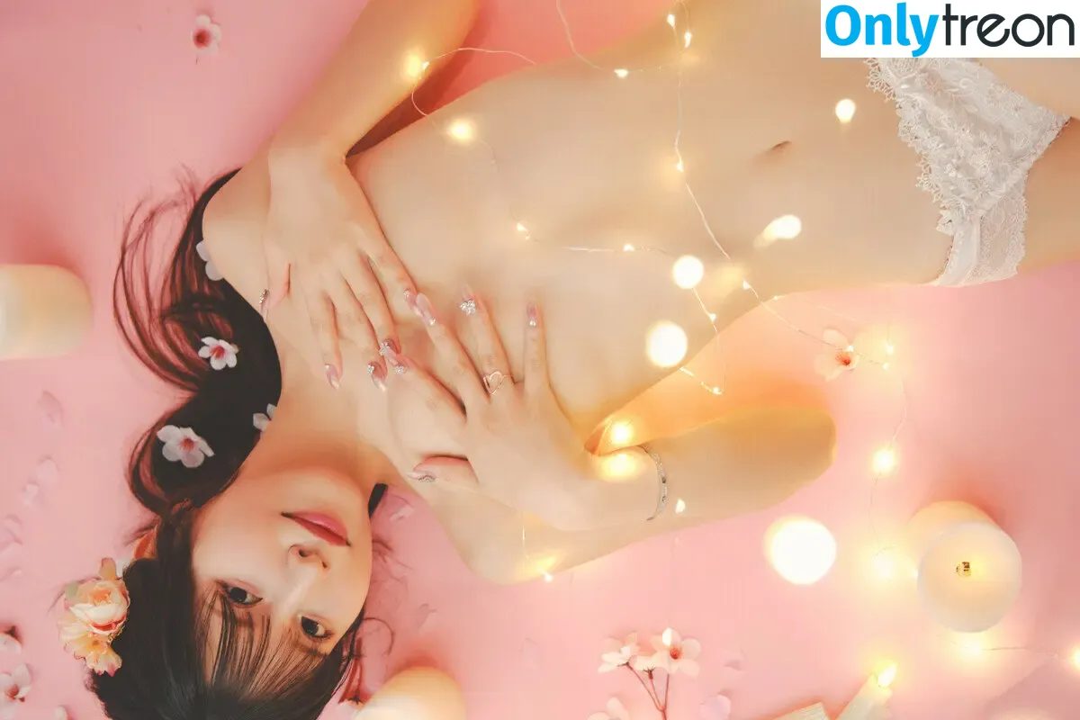 Momo Sakura nude photo #0089 (sakumomo1203 / sakuramomo_official / 桜空もも)