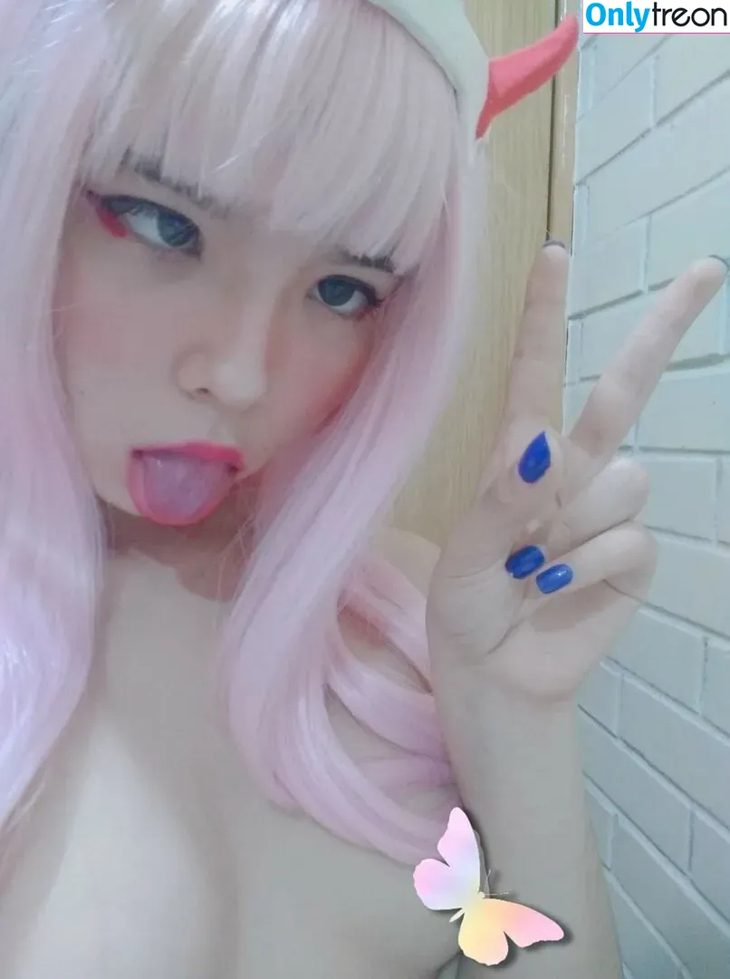 Momoiro Cosplay nude photo #0011 (momoiroaguiraru / momoirowaifu)
